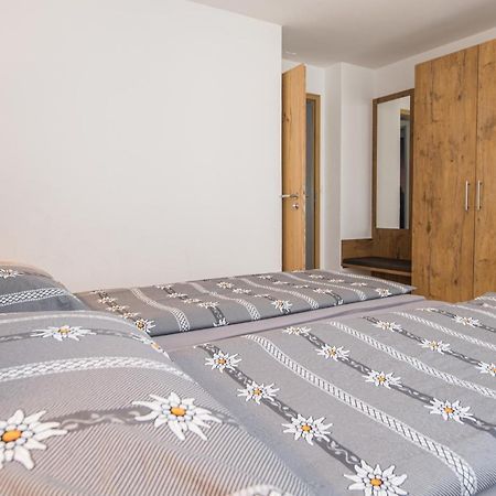 Haus Floralp Apartment Zermatt Exterior foto