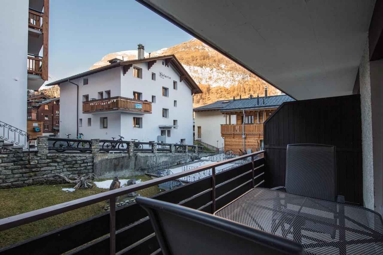 Haus Floralp Apartment Zermatt Exterior foto